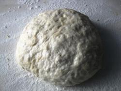 название картинки Пирожки из дрожжевого теста с капустой в духовке