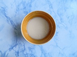 Домашняя пицца в духовке с колбасой