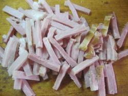 Домашняя толстая пицца с грибами