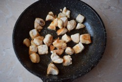 Плов из бурого риса с курицей - шаг 3