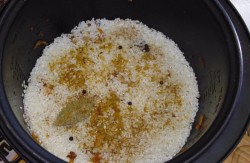 Плов с грибами и курицей в мультиварке