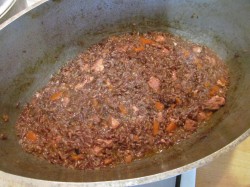 Плов из красного риса