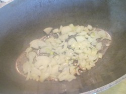 Плов из красного риса