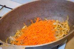 Плов с курагой и изюмом