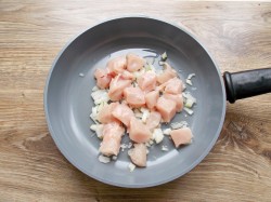 Плов с куриным филе - шаг 3