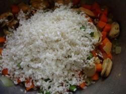 Плов с морепродуктами мидиями