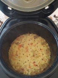 название картинки Плов свиной в мультиварке Redmond