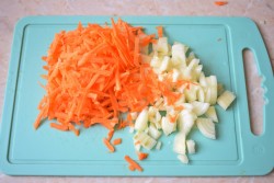 Плов со свининой в мультиварке - шаг 3