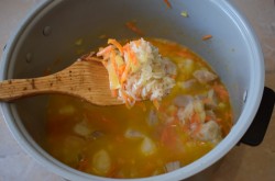 Плов со свининой в мультиварке - шаг 6