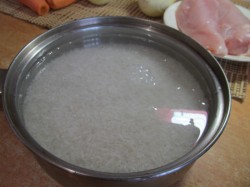 Плов в кастрюле с курицей - шаг 2