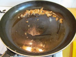 Плов в кастрюле с курицей - шаг 7