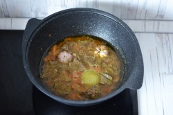 Плов в казане из говядины