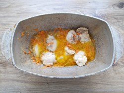 Плов в утятнице с курицей