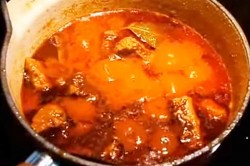 Поджарка из говядины с подливкой - шаг 10