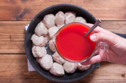 название картинки Подлива для тефтелей