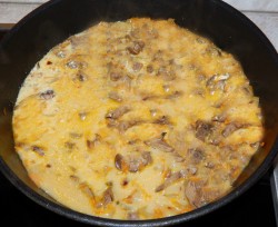 Куриная печень с макаронами