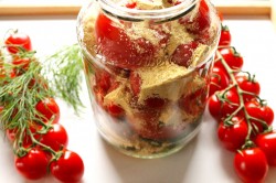 Помидоры с горчицей на зиму