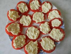 Закуска помидоры с сыром и чесноком