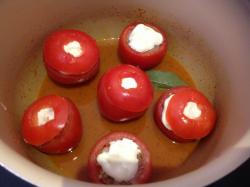 название картинки Помидоры в мультиварке фаршированные