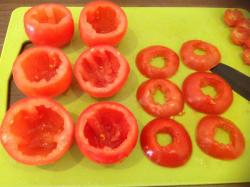 название картинки Помидоры в мультиварке фаршированные