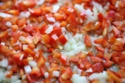 название картинки Куриное филе запеченное с помидорами и сыром