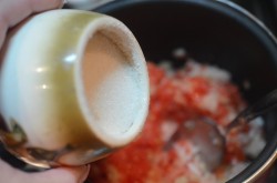 Помидоры перец через мясорубку на зиму - шаг 6 Помидоры перец через мясорубку на зиму - шаг 6