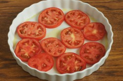 Помидоры под сыром в духовке