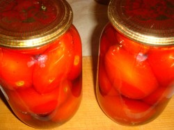 название картинки Помидоры в яблочном соке на зиму