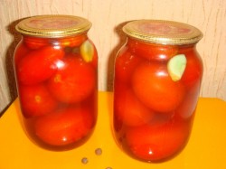 название картинки Помидоры в яблочном соке на зиму