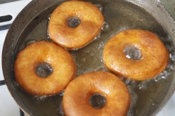 Пончики донатс