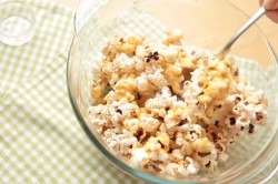 Попкорн со сливочным и растительным маслом в микроволновке