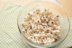 Попкорн со сливочным и растительным маслом в микроволновке