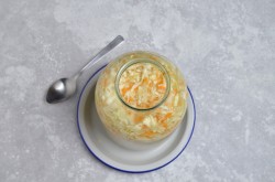 название картинки Посолить капусту в банку