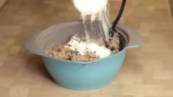 название картинки Постные гречневые тефтели в томатном соусе