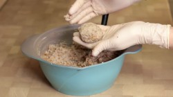 название картинки Постные гречневые тефтели в томатном соусе