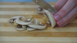 Постные картофельные драники с грибами