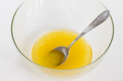 Постный бисквит без яиц, масла и молока - воздушный и пышный - шаг 3