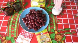 название картинки Постный тертый пирог с вишнями