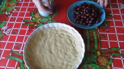 название картинки Постный тертый пирог с вишнями