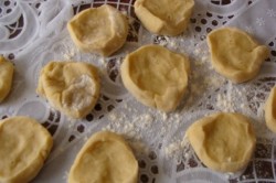 Бурятские паровые буузы - шаг 7 Бурятские паровые буузы - шаг 7