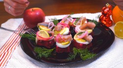 Праздничная закуска Сельдь на шубе - шаг 11