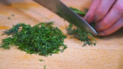 Праздничная закуска Сельдь на шубе - шаг 2