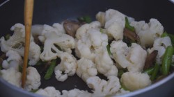 Праздничный овощной гарнир с грибами