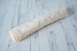 название картинки Праздничный рулет из лаваша