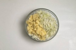 Простой борщ с капустой постный