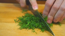 Мясной салат с жареной картошкой и луком - шаг 11 Мясной салат с жареной картошкой и луком - шаг 11