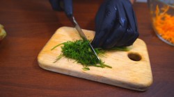 название картинки Простой и вкусный салат из свежей белокочанной капусты