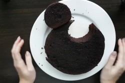 название картинки Простой торт Шоколадный петух