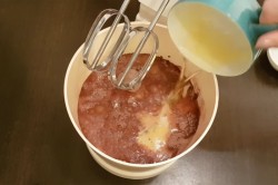 название картинки Простой торт Шоколадный петух