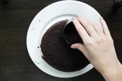 название картинки Простой торт Шоколадный петух